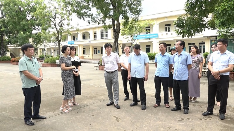 Văn phòng điều phối NTM Trung ương khảo sát thực tế tại huyện ta