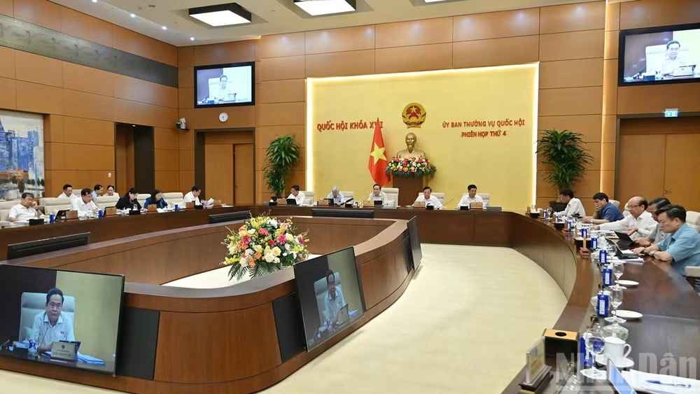 Sửa đổi 4 luật về công nghệ, viễn thông: Đẩy mạnh phân cấp, phân quyền, cắt giảm thủ tục, điều kiện kinh doanh
