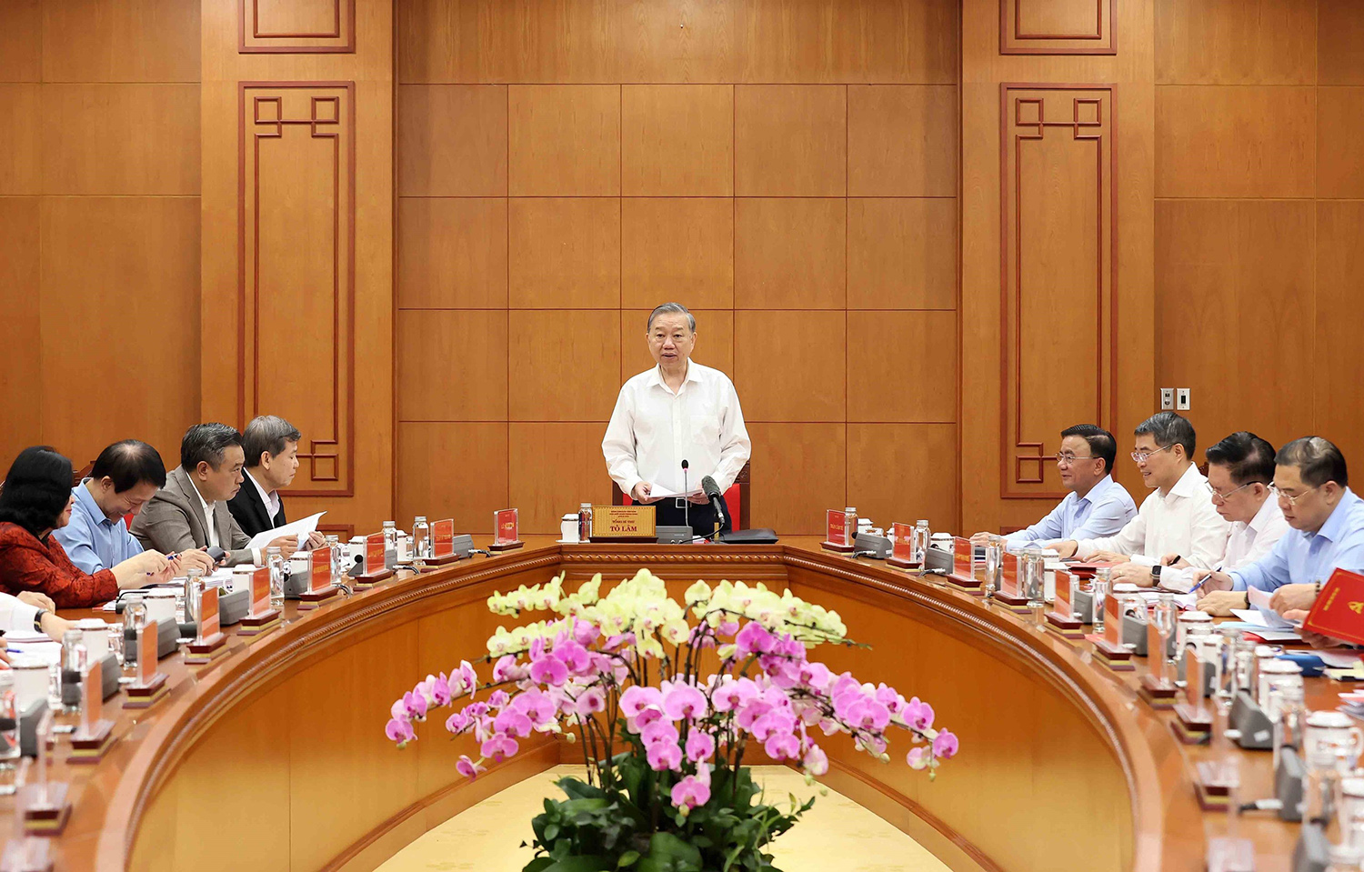 Tăng cường công tác phòng, chống tham nhũng, lãng phí, tiêu cực góp phần xây dựng đảng và hệ thống chính trị trong sạch, vững mạnh trong kỷ nguyên mới
