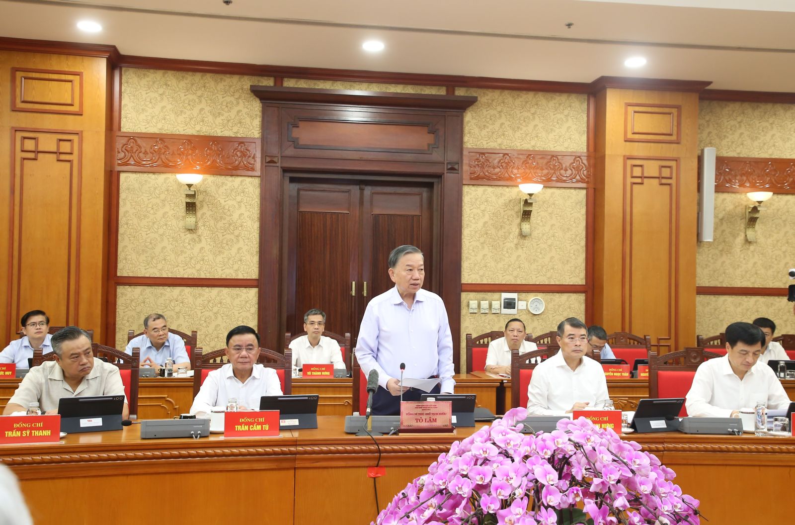 Thực hiện Nghị quyết 57: Chuyển mạnh sang tổ chức thực hiện, kiến tạo kết quả