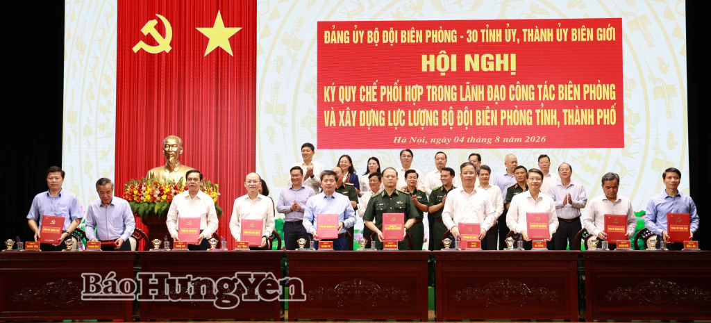 Ký kết quy chế phối hợp trong lãnh đạo công tác biên phòng và xây dựng lực lượng bộ đội biên phòng tỉnh, thành phố