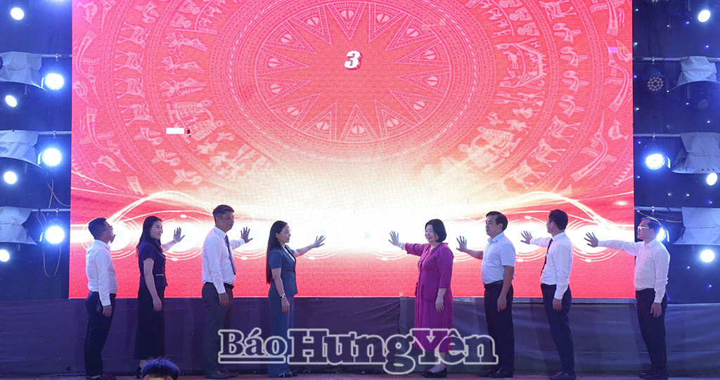 Khai mạc chương trình trưng bày, giới thiệu sản phẩm OCOP và đặc sản nông sản vùng miền năm 2026