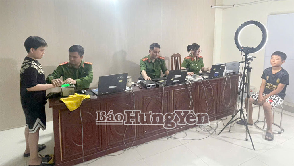 Hưng Yên: Đẩy mạnh cấp căn cước, định danh điện tử cho học sinh