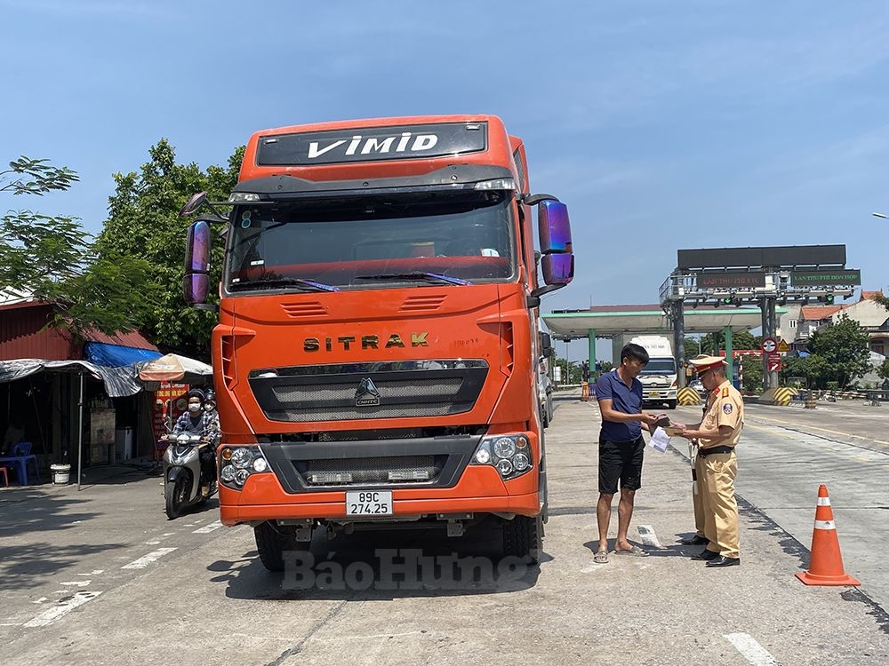 Sẵn sàng các phương án bảo đảm trật tự an toàn giao thông cho kỳ thi tốt nghiệp THPT năm 2023