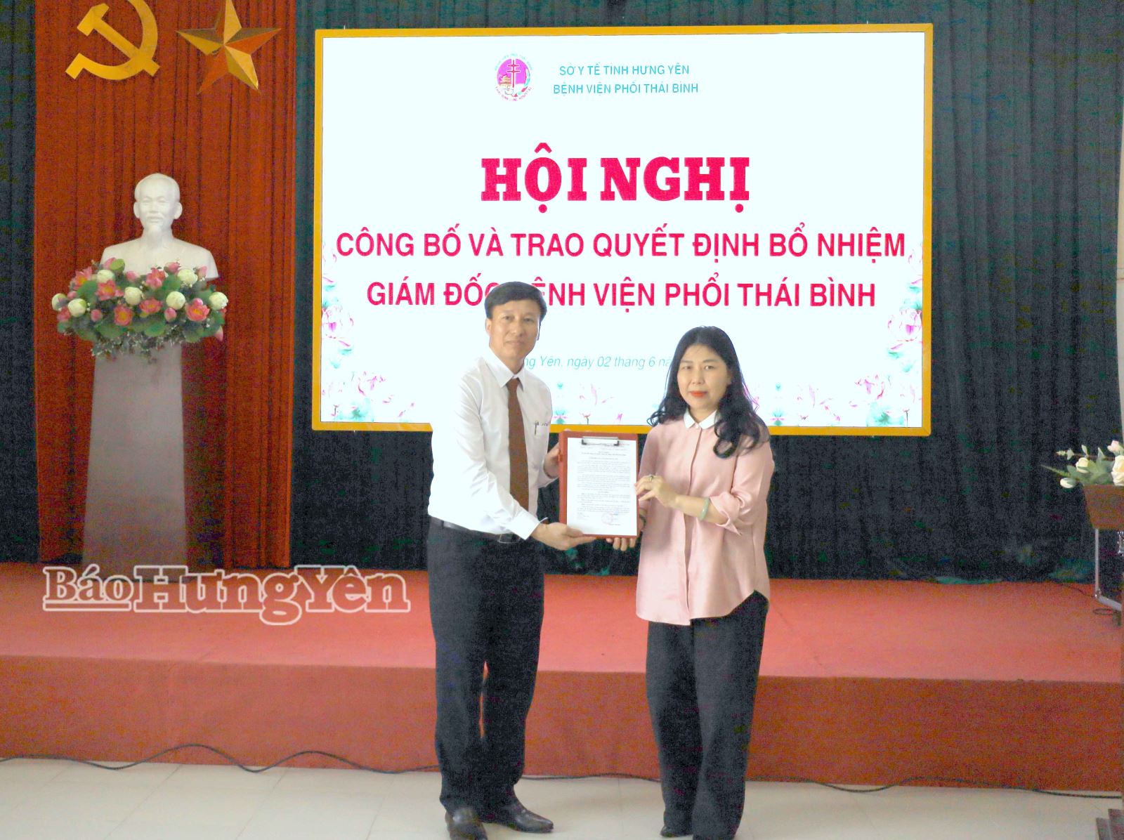 Trao quyết định bổ nhiệm Giám đốc Bệnh viện Phổi Thái Bình