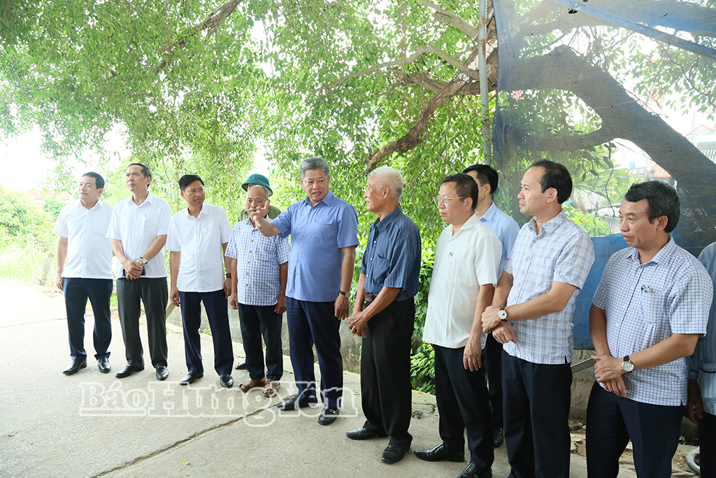 Đồng thuận tháo dỡ điểm thu phí cầu Đún qua sông Tiên Hưng