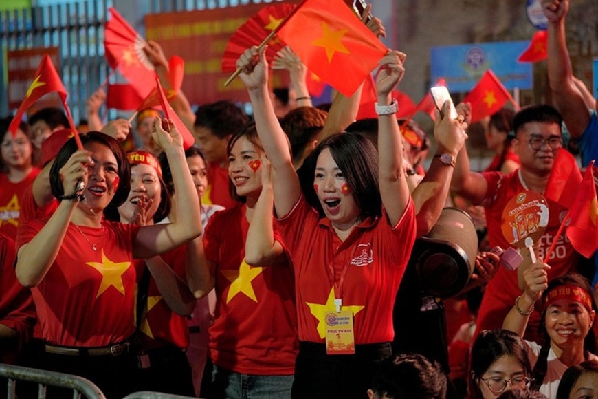 Yêu nước, thương dân thật lòng thì không được nói suông, hứa hão, làm màu