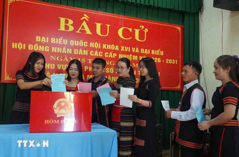 Kết thúc bỏ phiếu bầu cử, 34 địa phương đạt tỷ lệ cử tri đi bầu trên 99%
