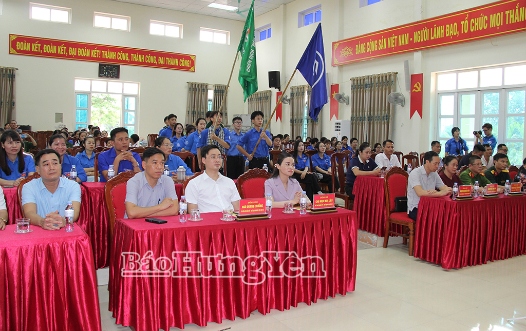 Đội Sinh viên tình nguyện đồng hương Hưng Yên ra quân chiến dịch mùa hè thanh niên tình nguyện tại xã Đức Hợp