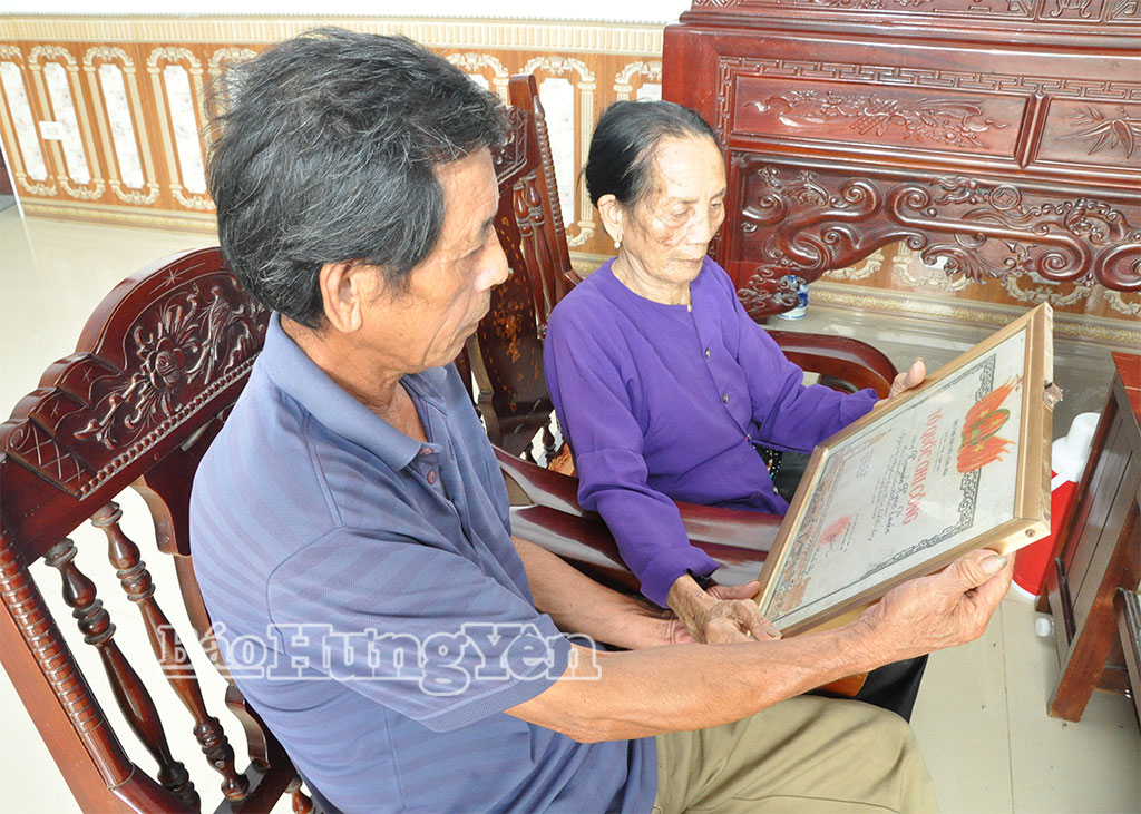 Hai thế hệ Mẹ Việt Nam anh hùng trong một gia đình