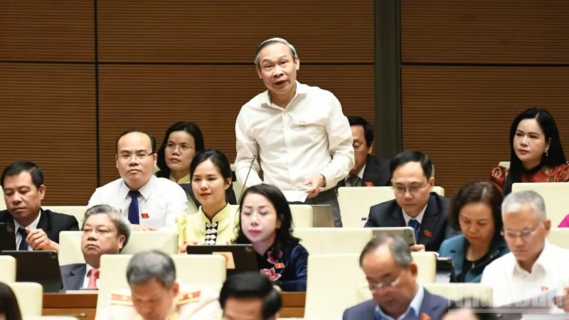 Đại biểu Quốc hội đề nghị nâng ngưỡng miễn thuế cho hộ kinh doanh