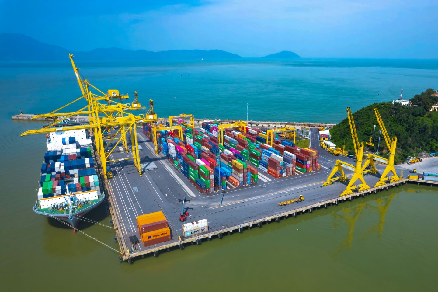 Lý luận chung và nội dung cốt lõi về mô hình phát triển đất nước dựa trên khoa học, công nghệ, đổi mới sáng tạo và chuyển đổi số trong văn kiện Đại hội XIV của Đảng