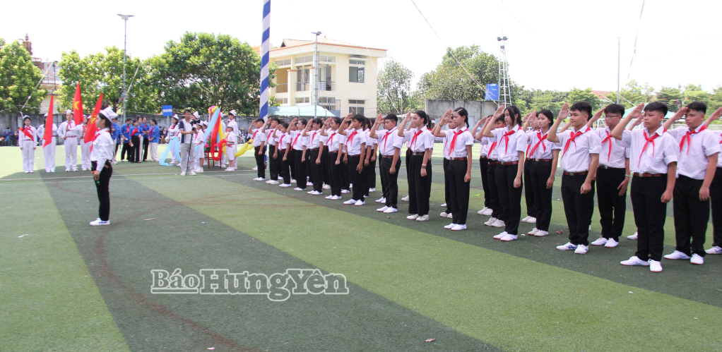 Hơn 1.100 đội viên, thiếu niên tham gia Hội thi Nghi thức Đội xã Nghĩa Trụ