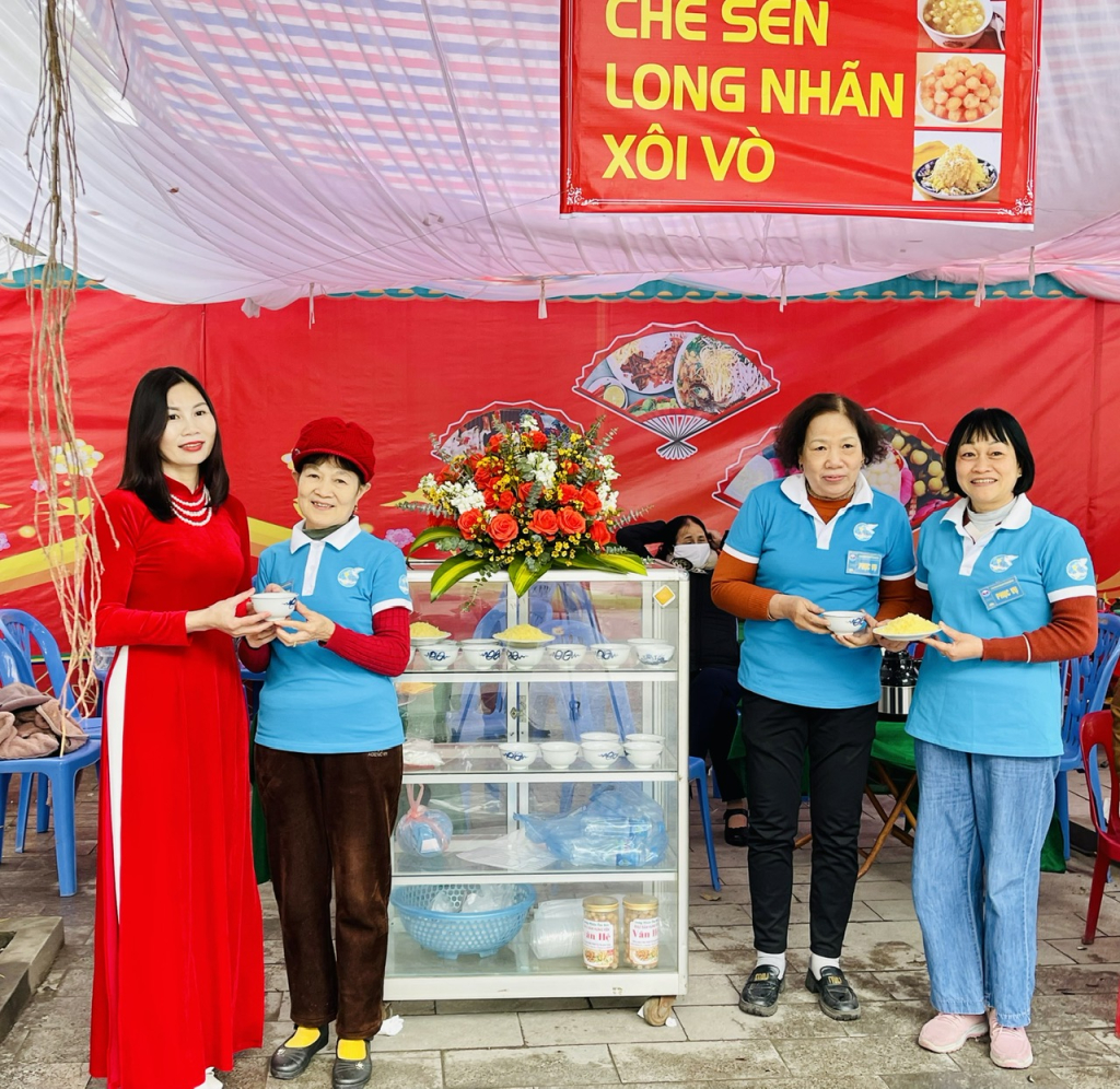 Thưởng thức ẩm thực xứ Nhãn tại Lễ hội văn hóa dân gian Phố Hiến