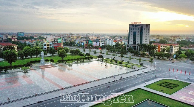 Cán bộ công chức xuất trình Thẻ công chức hoặc giấy xác nhận của cơ quan, đơn vị khi di chuyển ra vào khu vực trung tâm thành phố Hưng Yên từ ngày 28 đến 30/5/2025