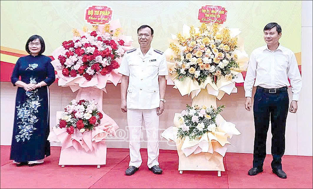 Công bố thành lập Thi hành án dân sự tỉnh Hưng Yên và các quyết định về công tác cán bộ