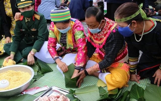 Tổ chức Chương trình “Bánh chưng xanh - Tết vì người nghèo” năm 2024