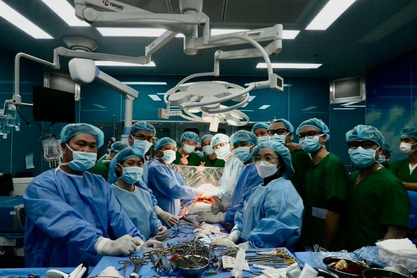 Thầy thuốc Việt Nam làm chủ những kỹ thuật đỉnh cao trong ghép tạng