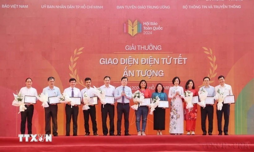 Hội Nhà báo Việt Nam vững bước trên con đường phát triển