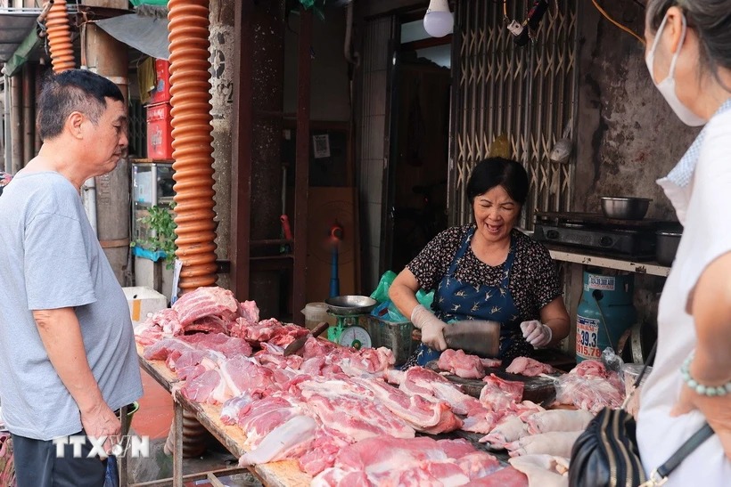 Thịt lợn vẫn tiêu thụ ổn định tại hai thành phố lớn sau thông tin 
