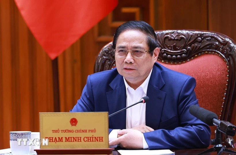 'Xây dựng các nghị định phân cấp, phân quyền mạnh cho chính quyền địa phương'