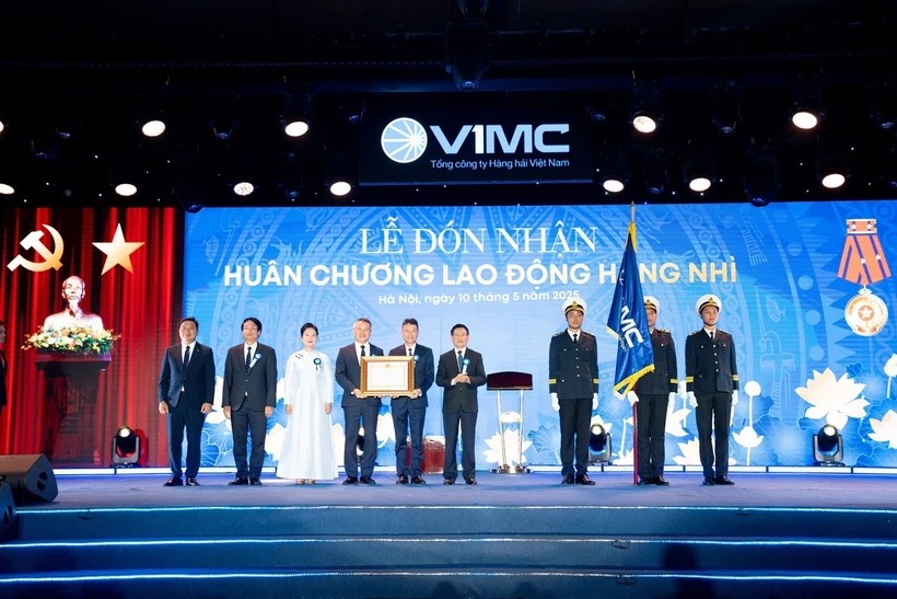 Phó Thủ tướng: Con tàu VIMC đã vượt sóng, vươn xa tiến vào kỷ nguyên mới