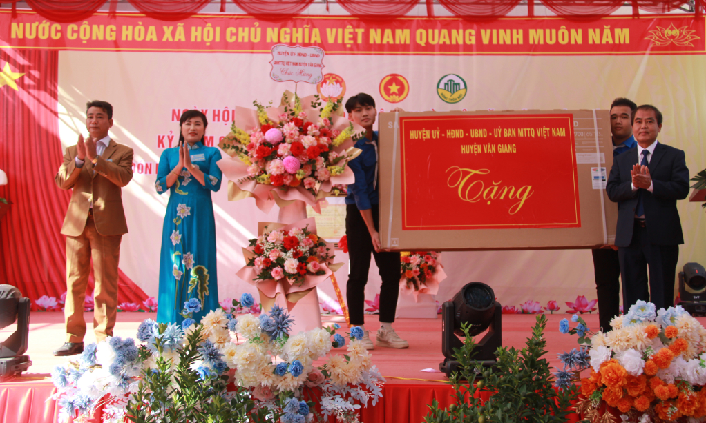 Ngày hội Đại đoàn kết toàn dân tộc - Ngày hội văn hóa quân dân Khu dân cư Đan Kim